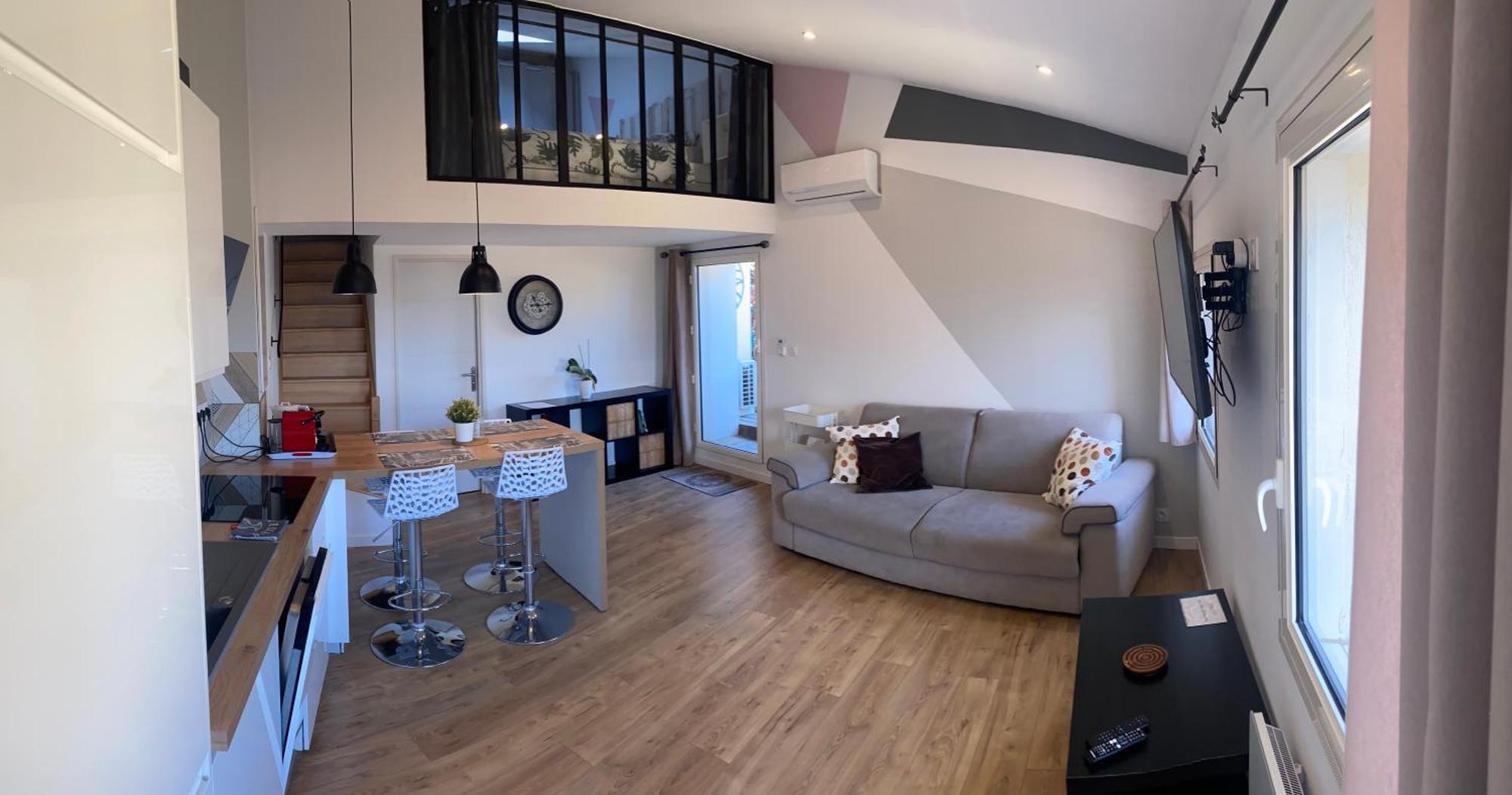 Spacieux Duplex, Vue Mer Et Belle Terrasse Hyeres Bagian luar foto